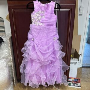 Sleeveless Elegant Lavender Kids Dress with Floral Accents size 12 rhinestones